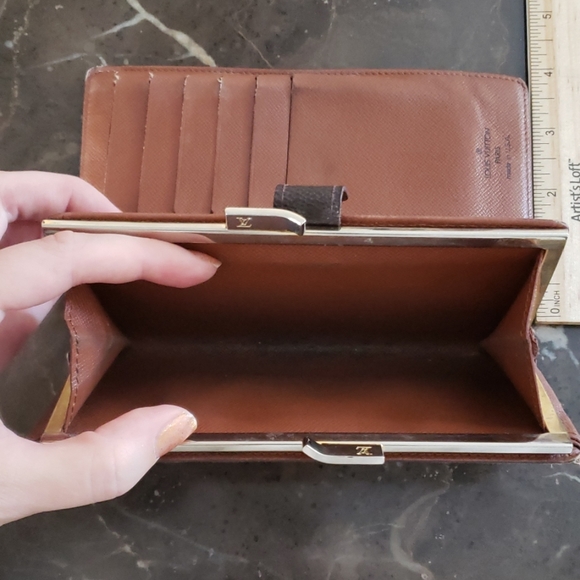 Authentic Louis Vuitton vintage wallet - Picture 7 of 8